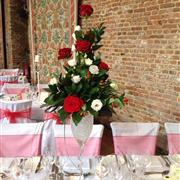 Red and white table design