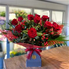 Ruby Romance- 12 Naomi roses