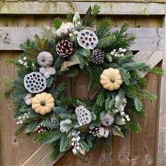 Welcome winter Wreath